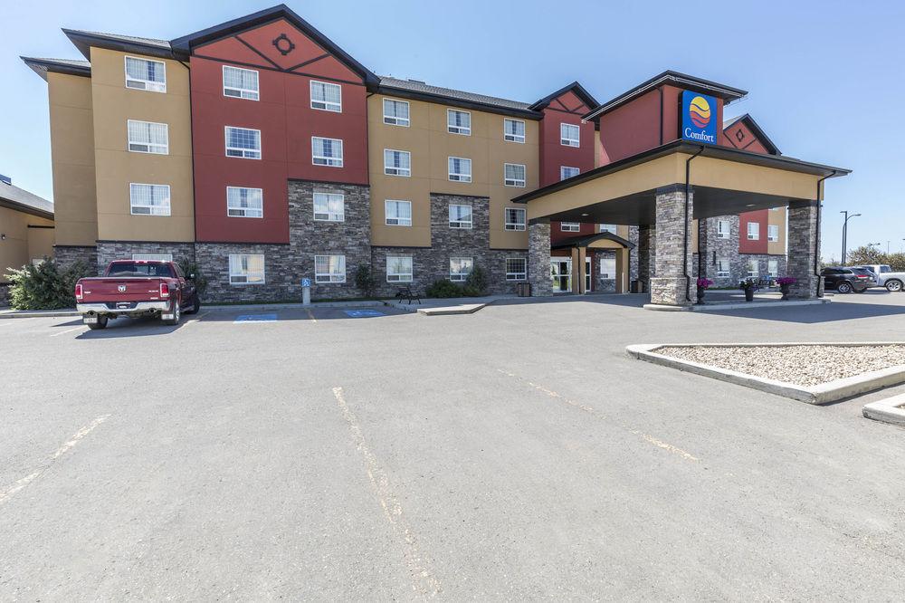 Comfort Inn & Suites Red Deer Exteriör bild