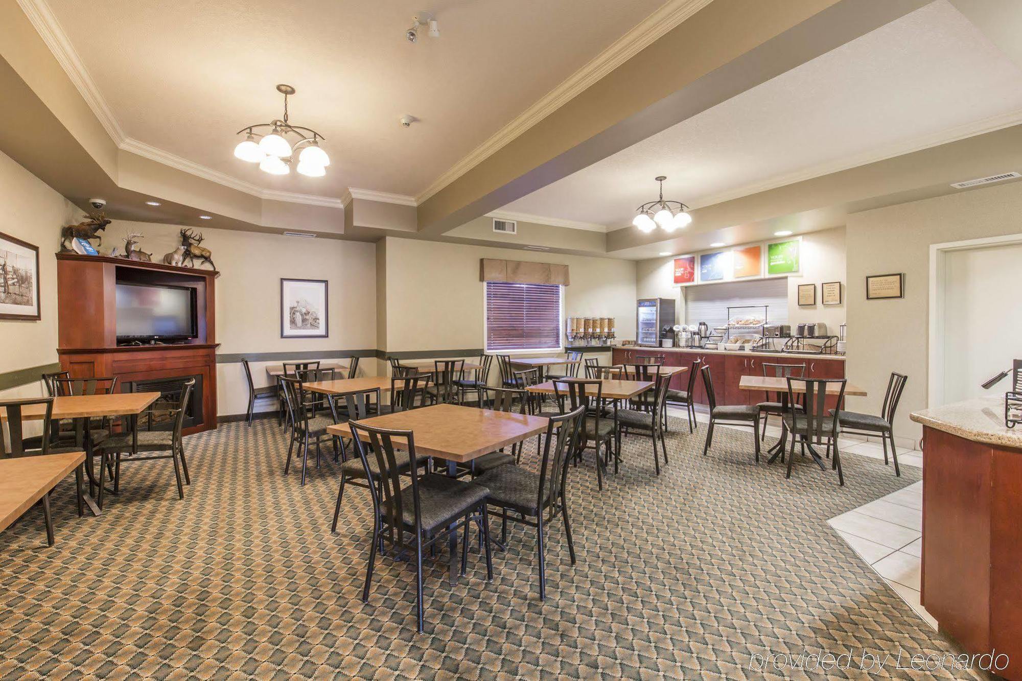 Comfort Inn & Suites Red Deer Exteriör bild