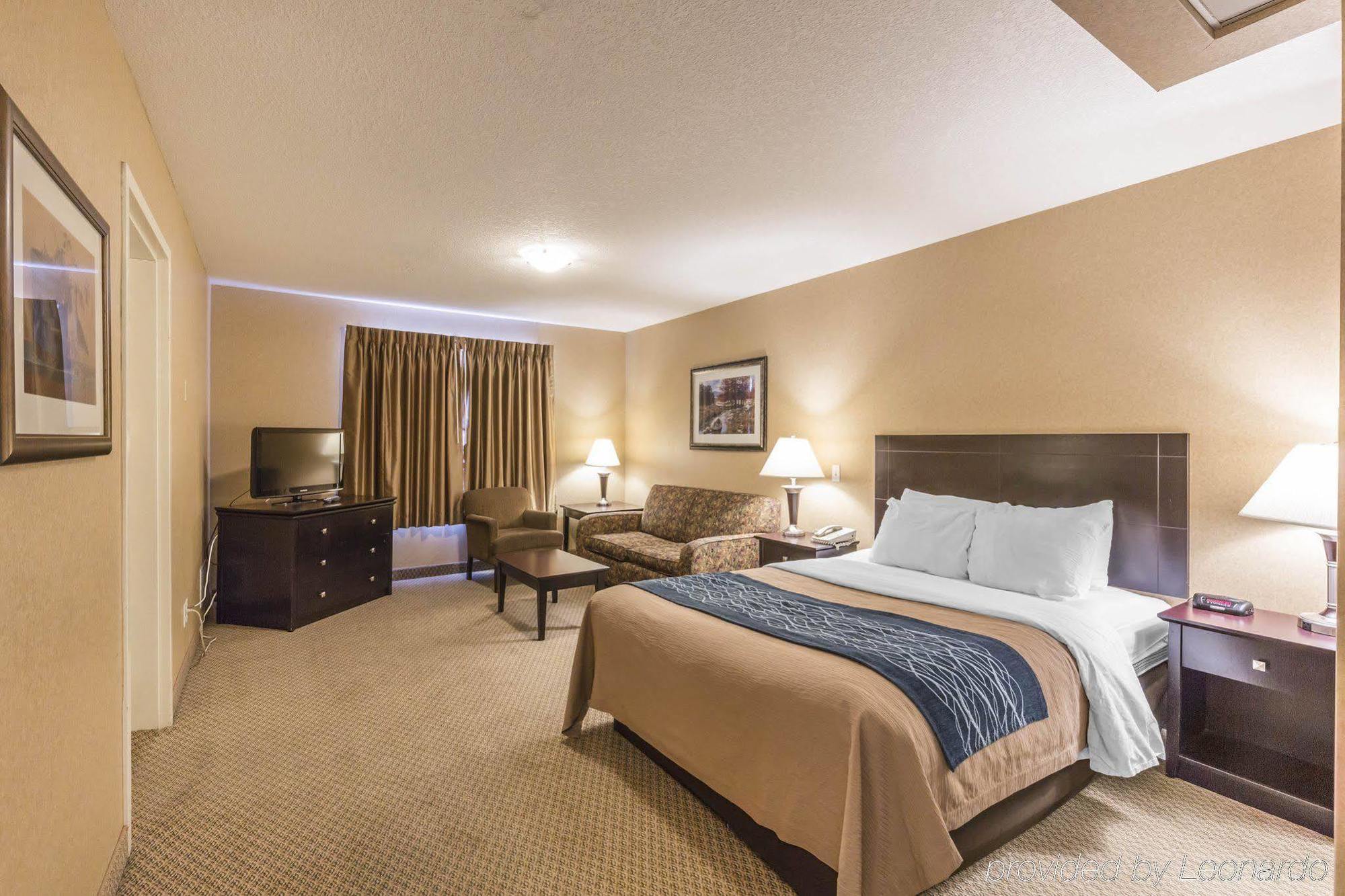 Comfort Inn & Suites Red Deer Exteriör bild